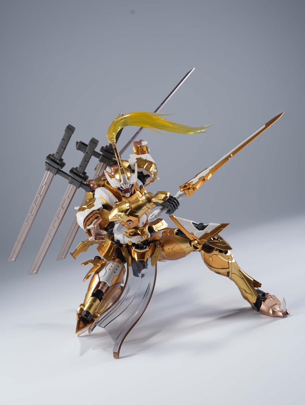 MOTOR NUCLEAR - MNP-XH08A Type Wei-Yuan Royal Guard - Model Kit 19cm - 6