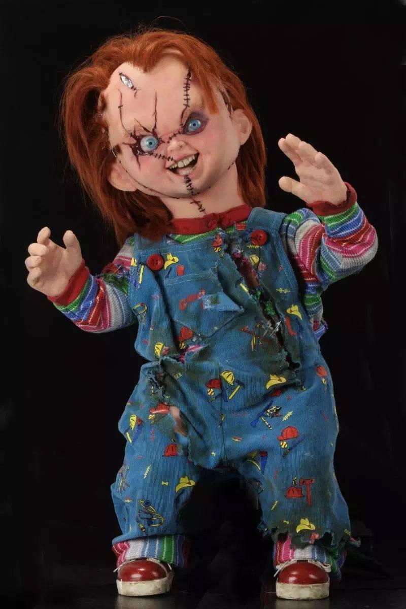 Shopforgeek | Bride Of Chucky - Réplique Poupée 1/1 - Chucky - 76Cm -  0634482421161 - Chucky - Figurine - Neca - 559.99€