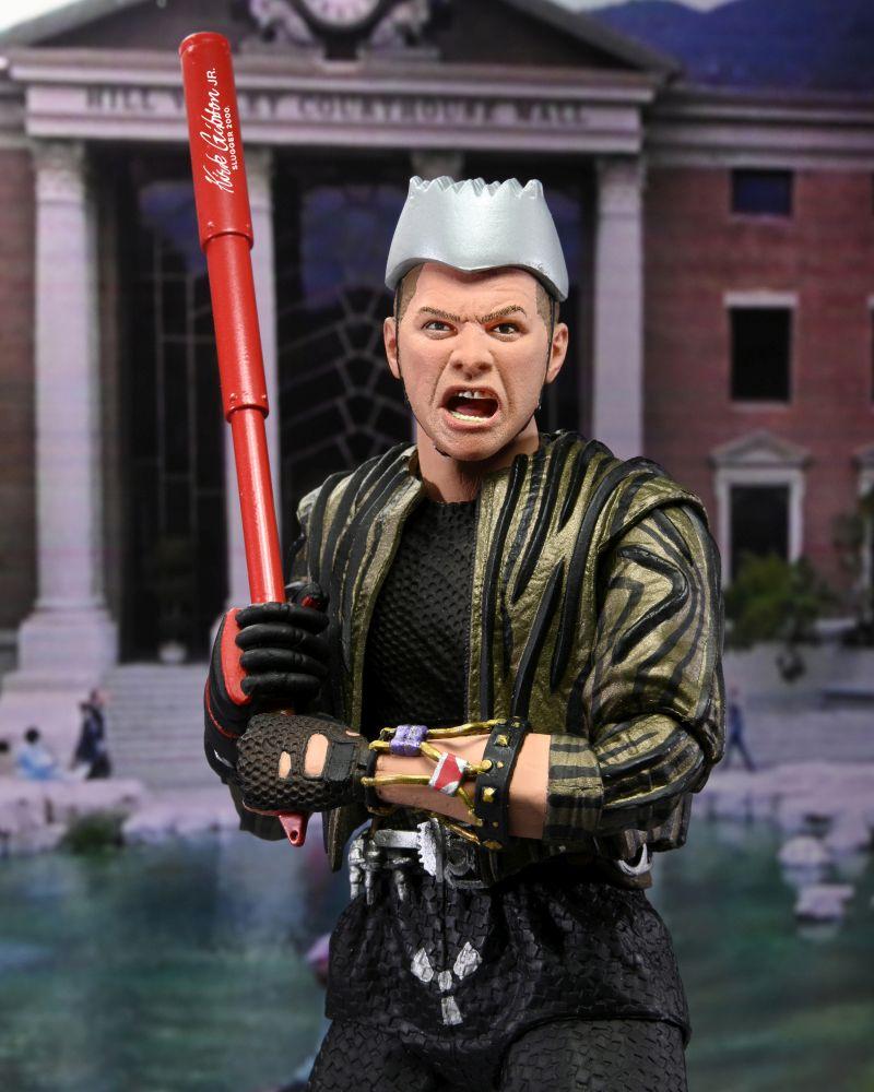 BACK TO THE FUTURE 2 - Bill Tannen - Figurine articulée 17cm - 2