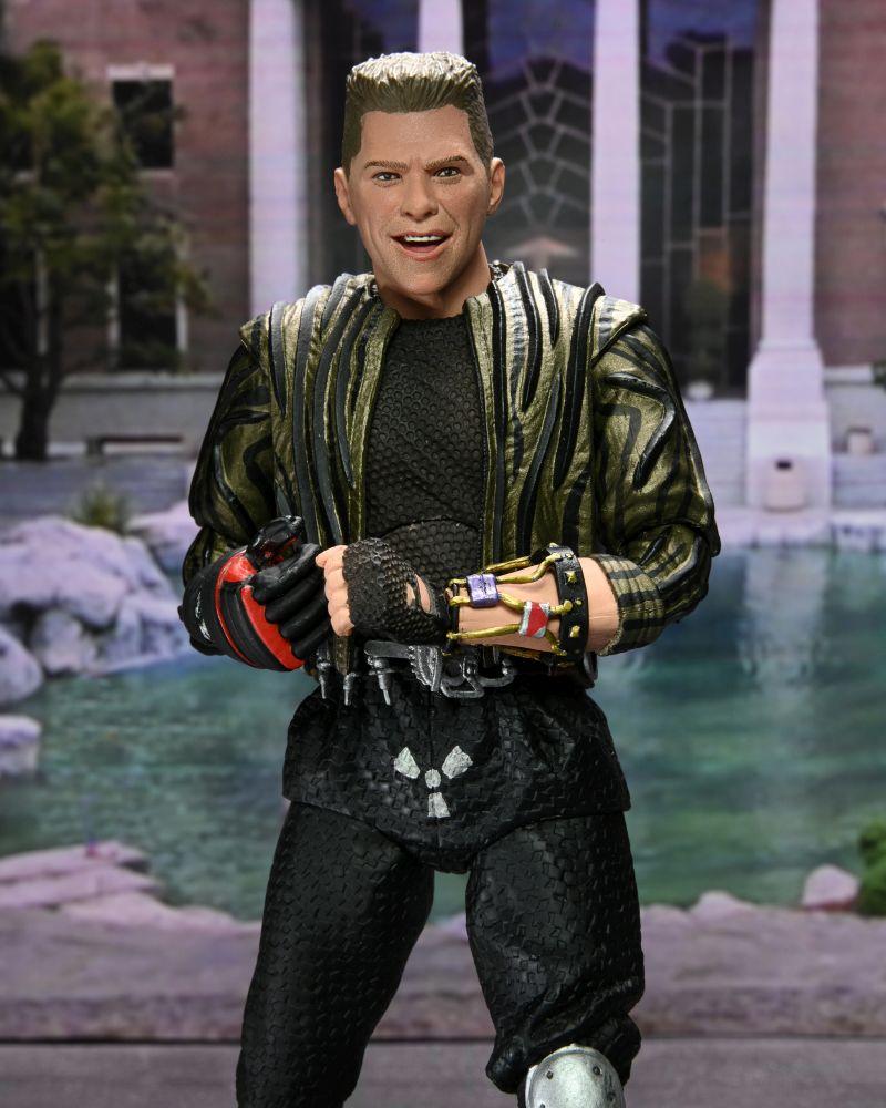 BACK TO THE FUTURE 2 - Bill Tannen - Figurine articulée 17cm - 4
