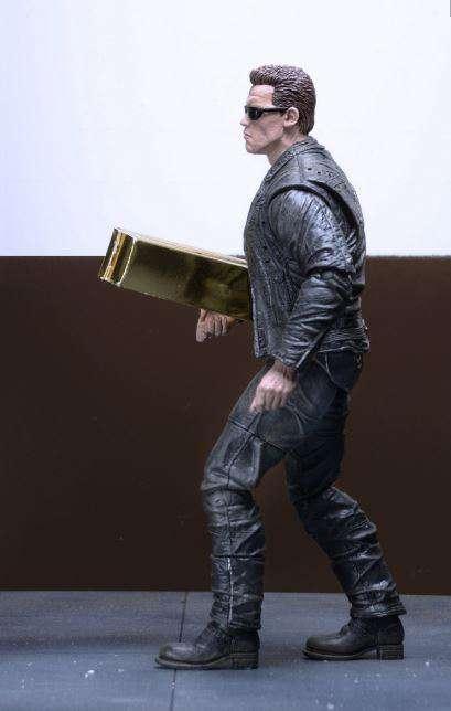 TERMINATOR 2 - Action Figure NECA T-800 25TH Ann. 3D Release - 17cm - 4