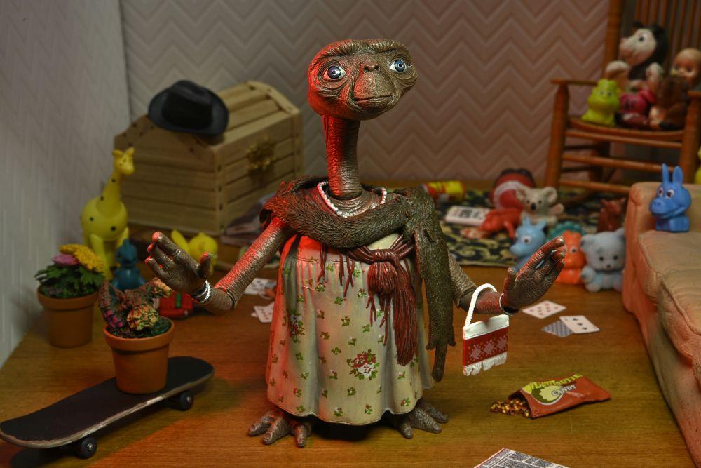 E.T. - Ultimate Dress-Up E.T. - Figure 40th anniversary 18cm - 4