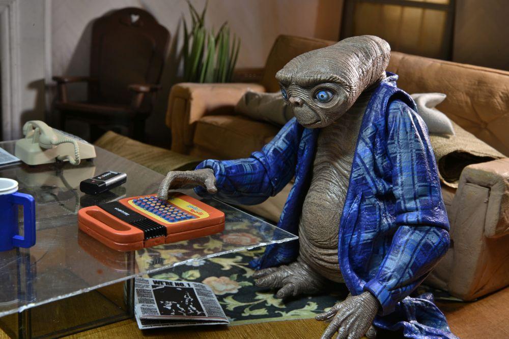 E.T. - Ultimate Telepathic E.T. - Figure 40th anniversary 18cm - 2