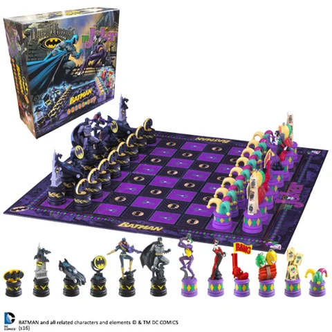 BATMAN - Dark Knight vs Joker Chess_IMAGE_1