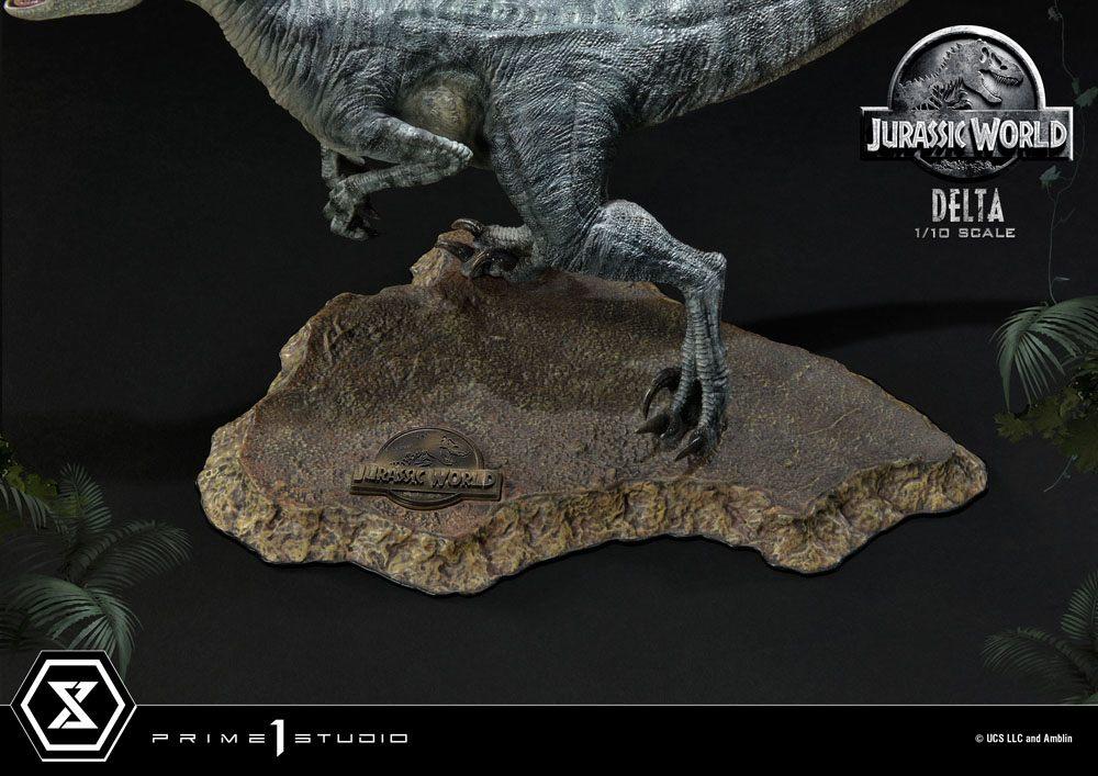 JURASSIC WORLD - Delta - Statuette 17cm - 5