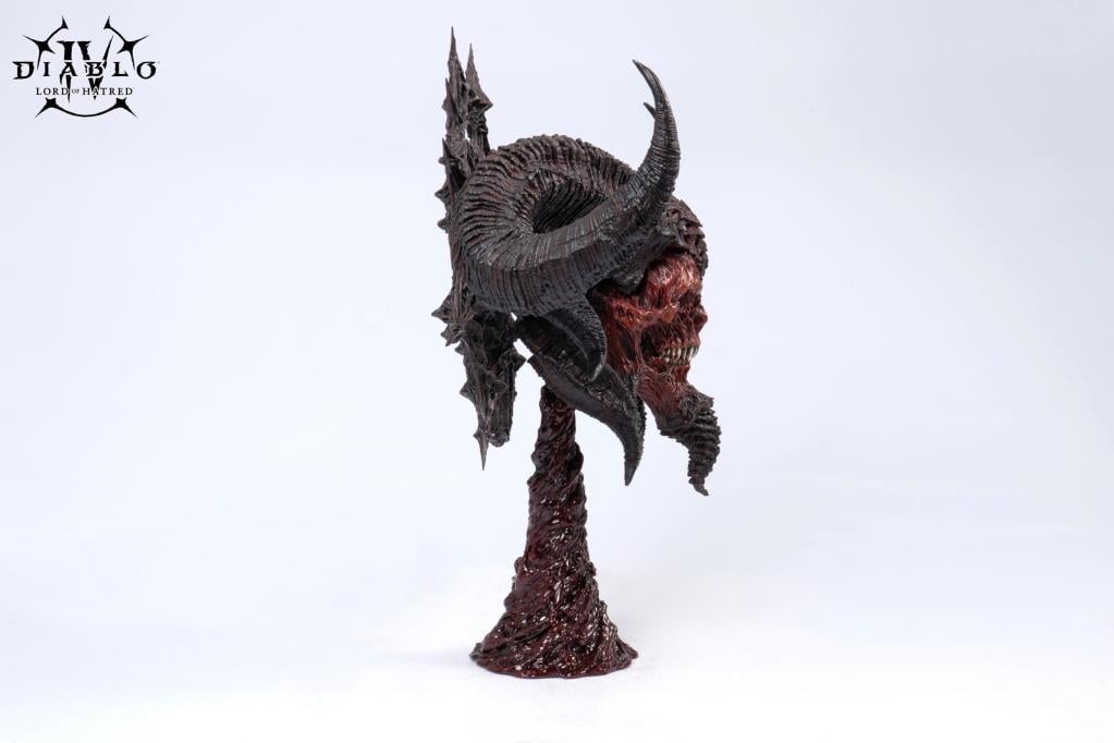 DIABLO IV - Mephisto - Scale Art Mask 1/2 43cm - 2