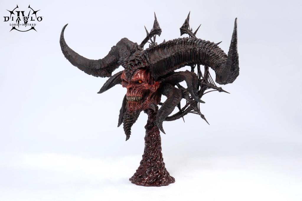 DIABLO IV - Mephisto - Scale Art Mask 1/2 43cm - 5
