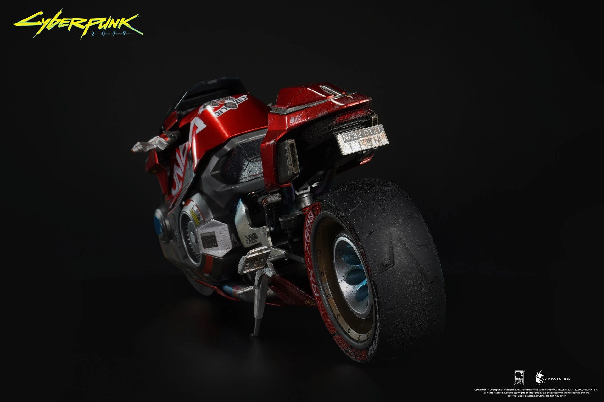 CYBERPUNK 2077 - V Male & Yaiba Bike - Figures 30cm