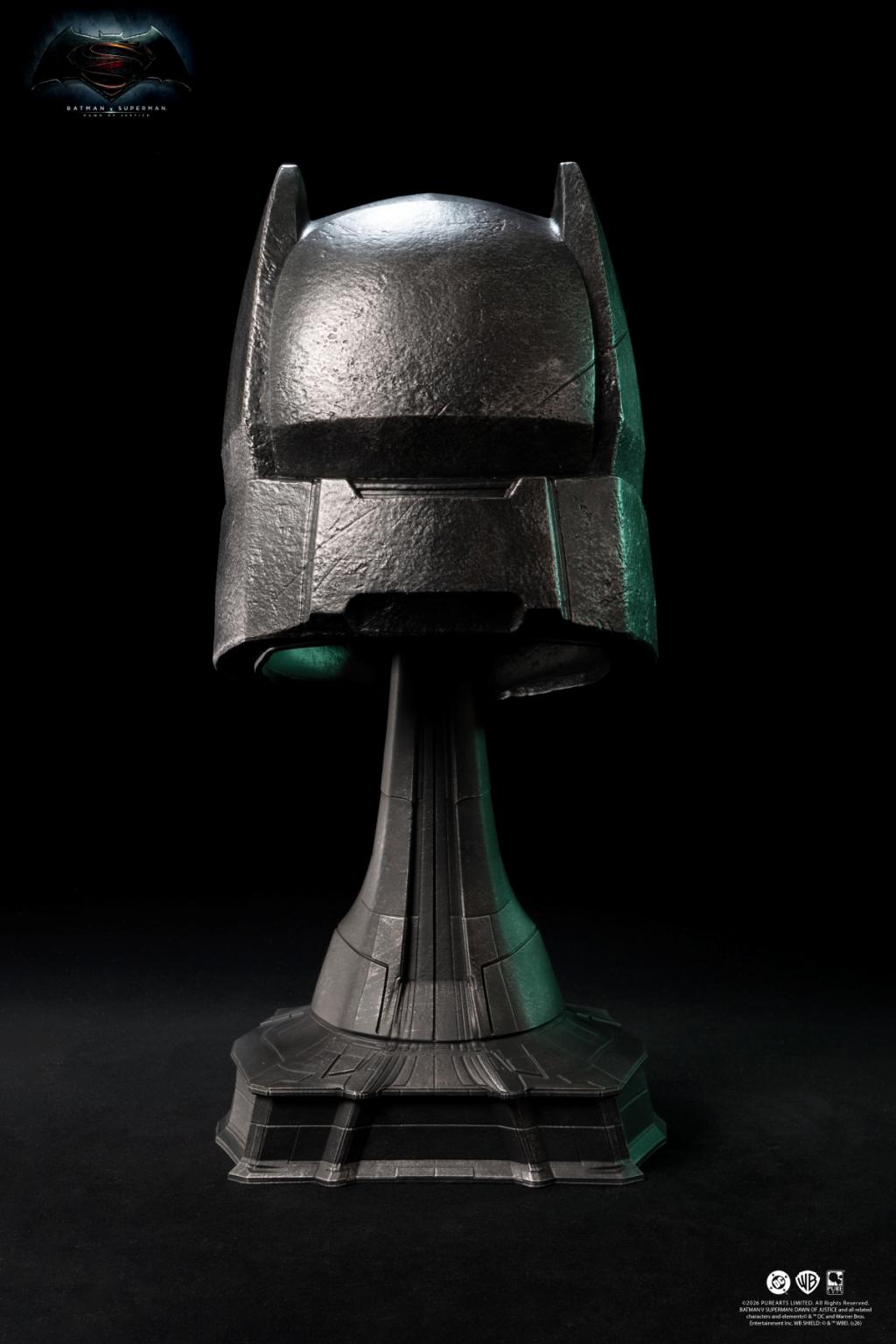 BATMAN V SUPERMAN - Armored Batman Helmet - Replica 1/1 - 4