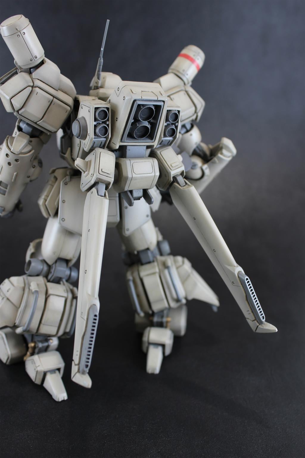 ASSAULT SUIT LEYNOS - AS-5E3 Leynos 