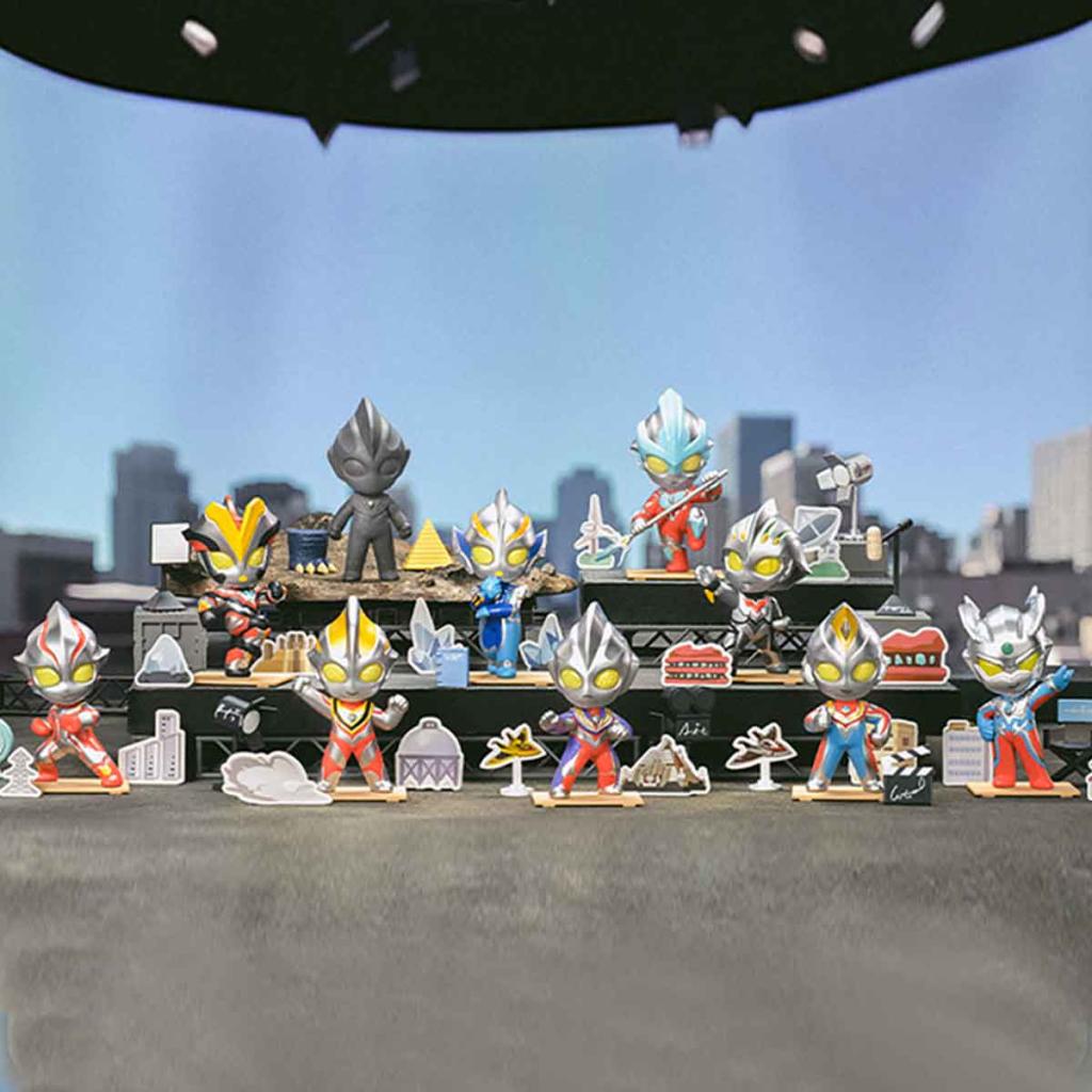 ULTRAMAN - Shooting Studio POP MART Series Figures - 2
