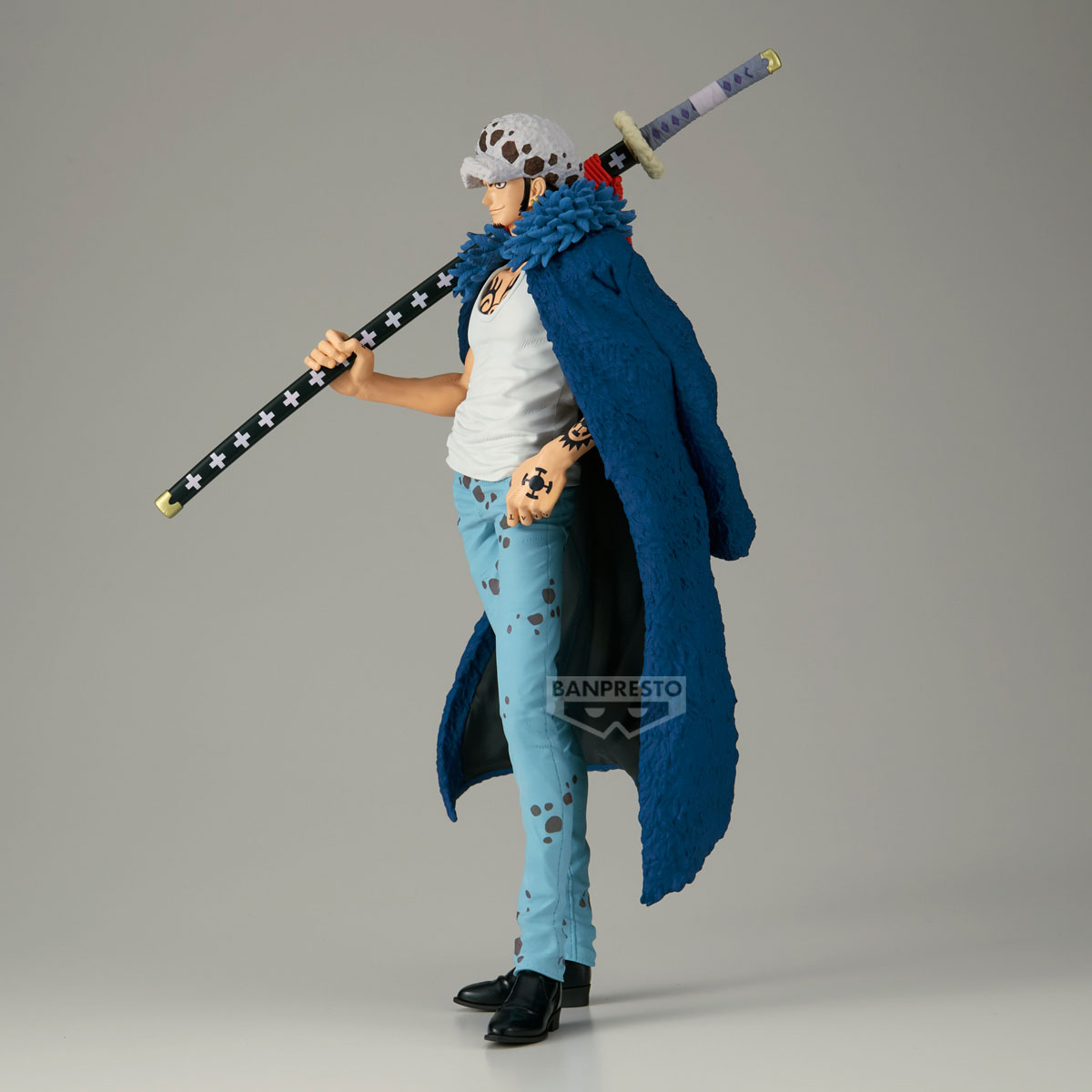 ONE PIECE - Trafalgar Law - Figurine Premium The Anime 31cm