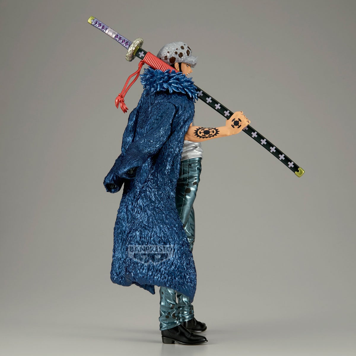 ONE PIECE - Trafalgar Law - Figurine Premium The Metallic 31cm