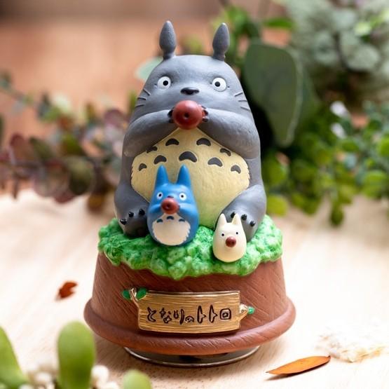 MY NEIGHBOR TOTORO Totoro play the ocarina Big musical statue