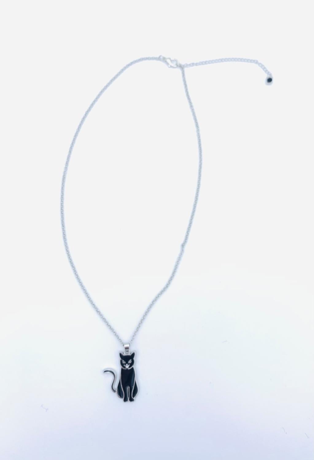 HOCUS POCUS - Set of Necklace + 1 Pair of Earrings - 3 Pc. - 5