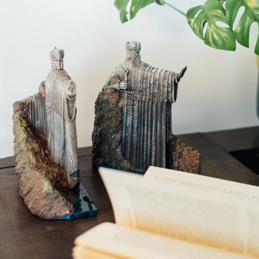 LORD OF THE RINGS - Argonath - 2 Bookend 16cm : ShopForGeek.com
