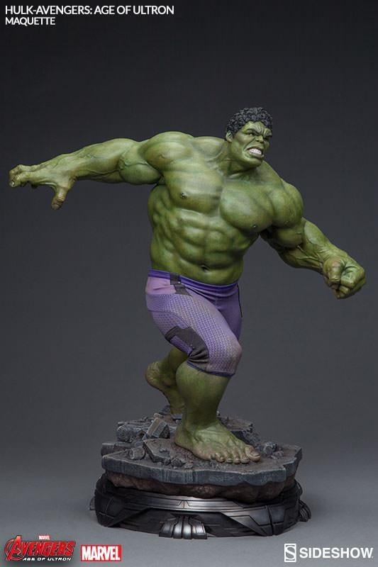 AVENGERS Premium Format Figure Hulk 60cm