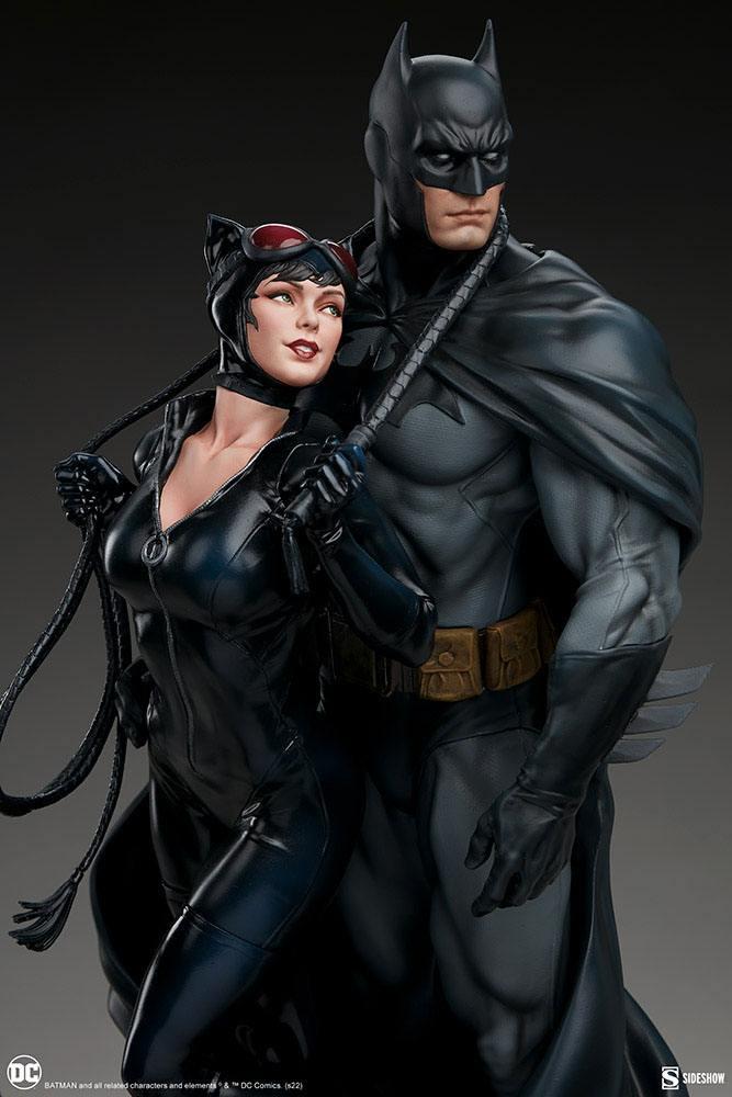DC COMICS - Batman et Catwoman - Statuette Diorama 51cm - 2