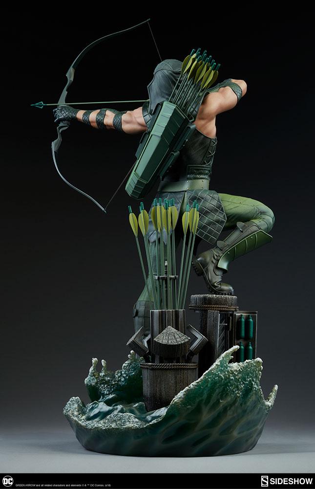 DC COMICS - Premium Format Figure - Green Arrow - 62cm - 6