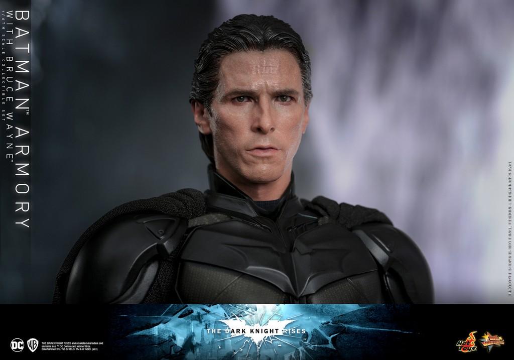 DC COMICS - Armurerie Batman avec Bruce Wayne - Figurine 1/6 31cm - 3