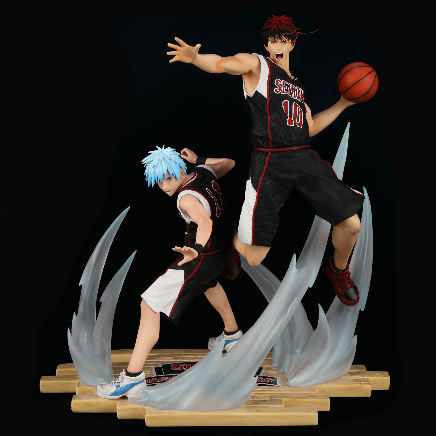 KUROKO'S BASKET - Tetsuya & Taiga "Black Jersey" - Statuette 41cm