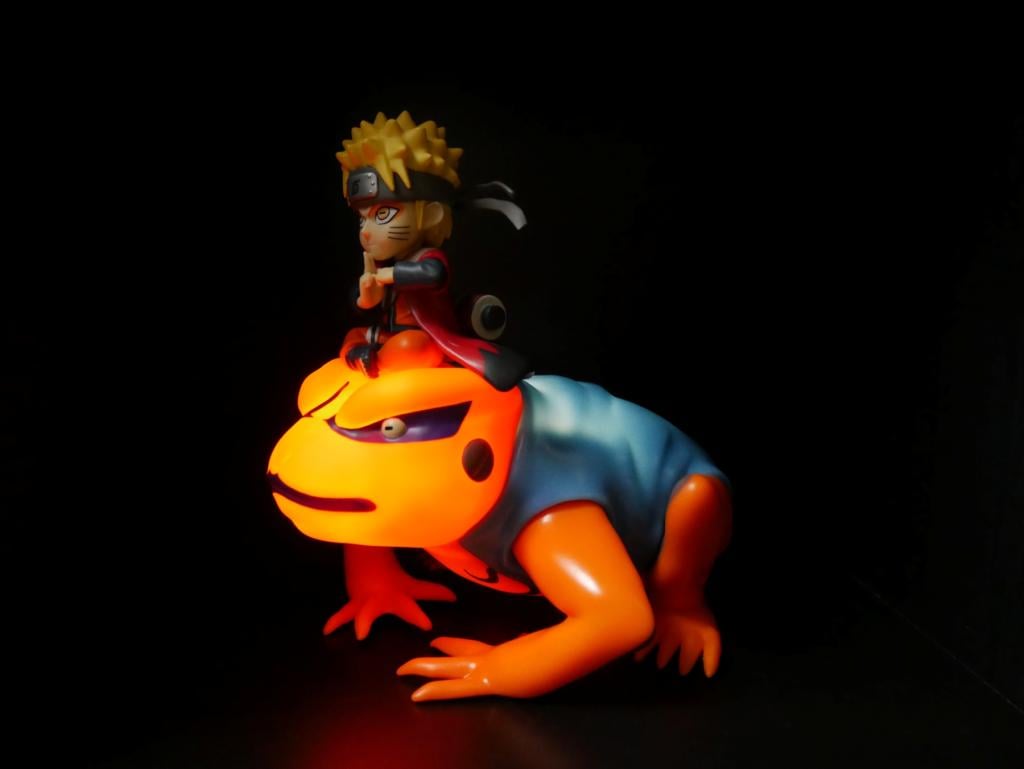 NARUTO & GAMAKISHI - Light-Up Figure - 8 inch - 6