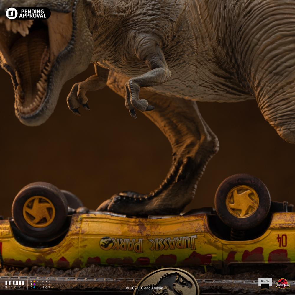 JURASSIC PARK - T-Rex Attack - Statuette Icons 14.5cm - 3