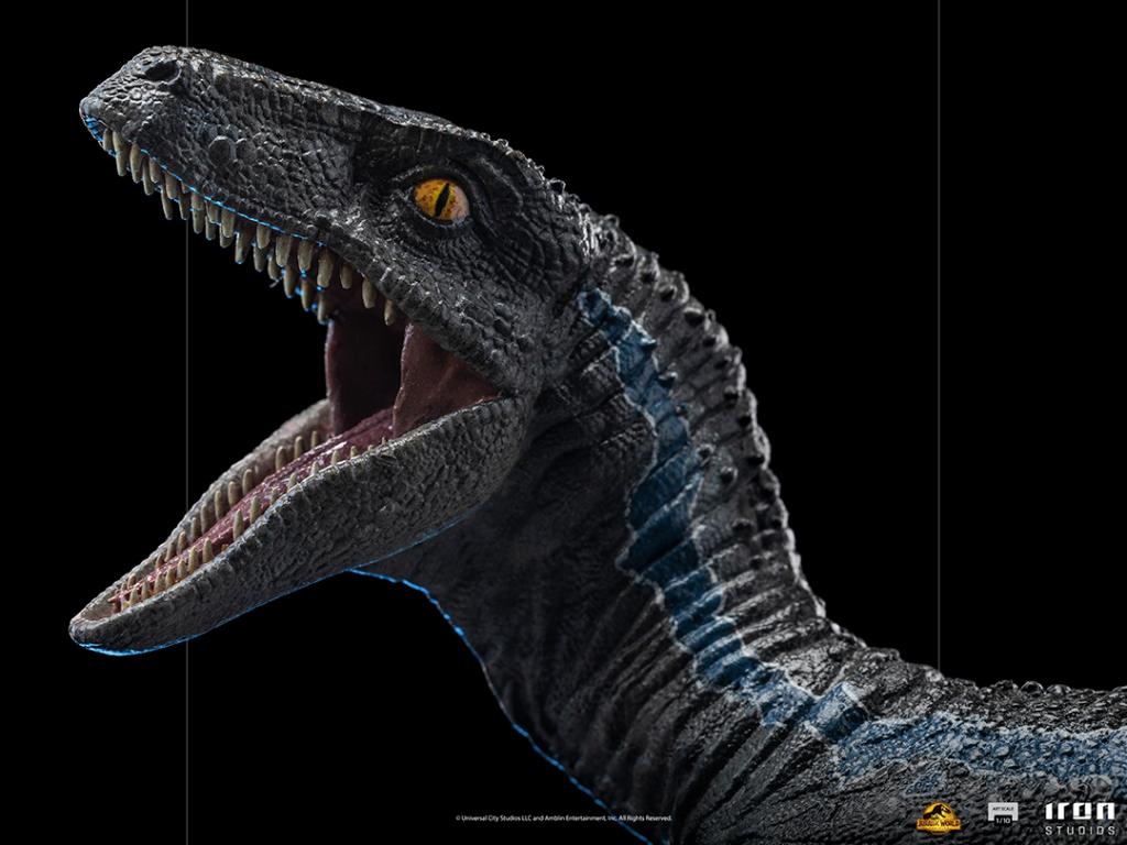 JURASSIC WORLD - Blue - Statuette Art Scale 