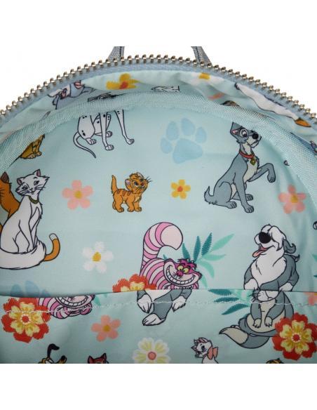 DISNEY - Dogs and Cats 