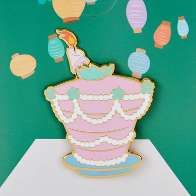 DISNEY - Gateau Non Anniversaire - Pins 8cm Loungefly - 3