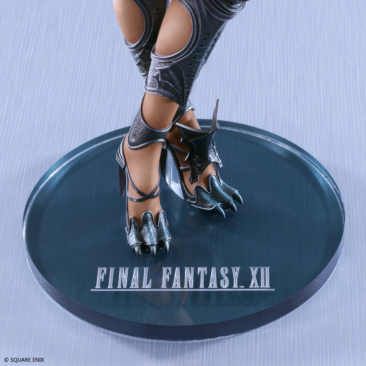 FINAL FANTASY XII - Fran - Statue 29cm : ShopForGeek.com