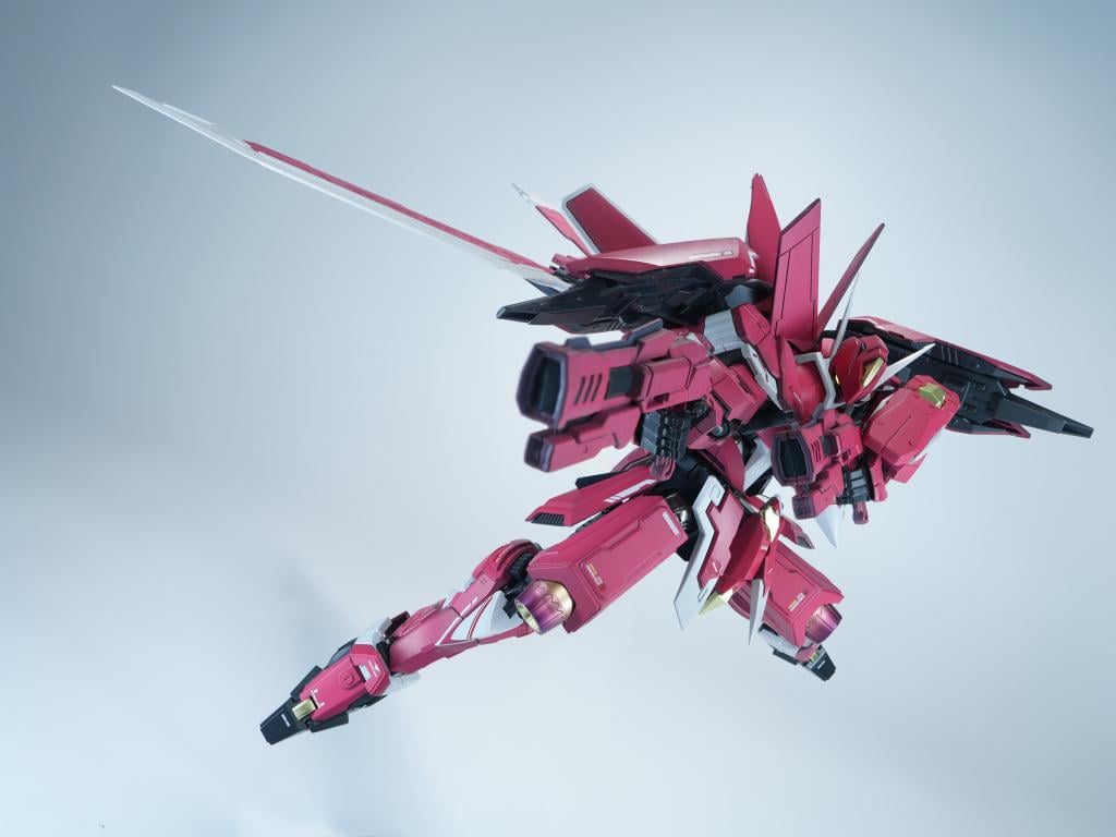 X-PLAY - J-20 Cang Wei Crimson Flowing Gold - Model Kit 21cm - 3