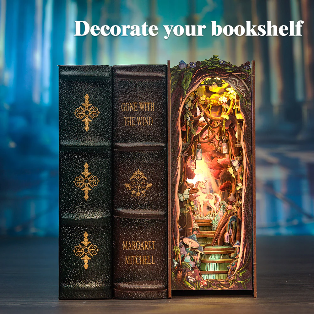 BOOK NOOK KIT - DIY - The Grace of the Forest - 89pc + LED Light - 6